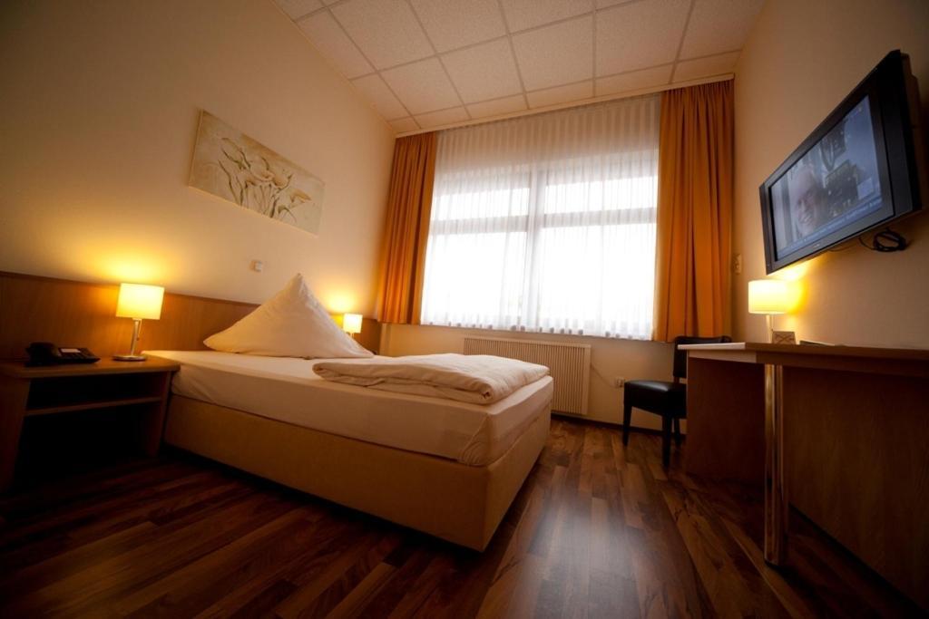 Hotel Zur Rebe Hochheim am Main Camera foto